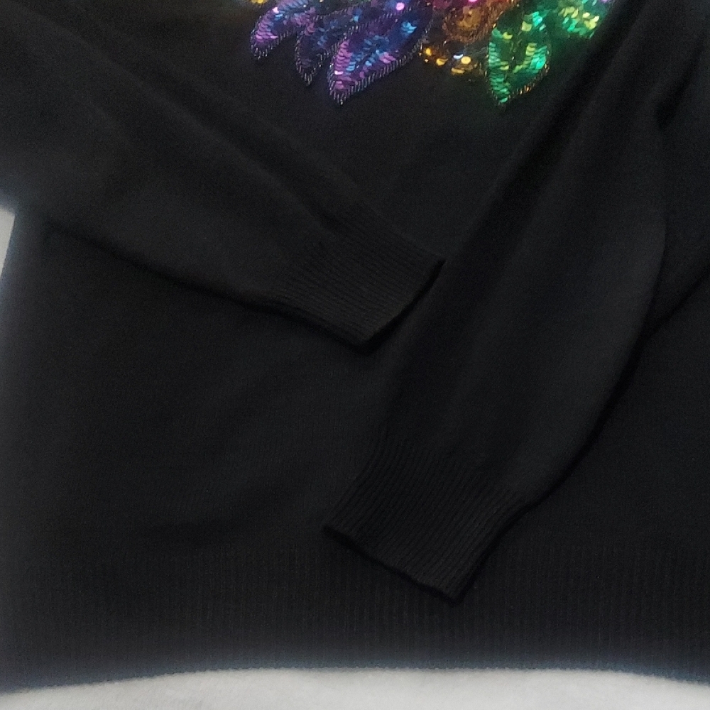 6 For $10 Black Vintage Sweater with Multicolor Sequin Embellishment - Picture 12 of 13